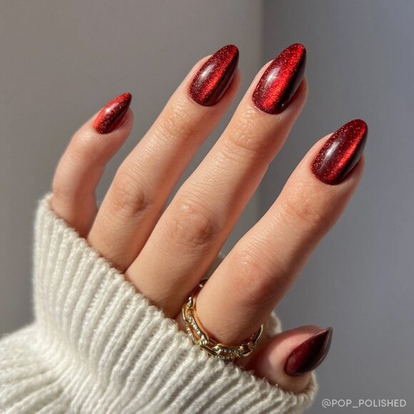 655. Glamnetic Ruby Slipper Glue-On Nails | Short Almond Sparkle Red - Picture 1 of 5